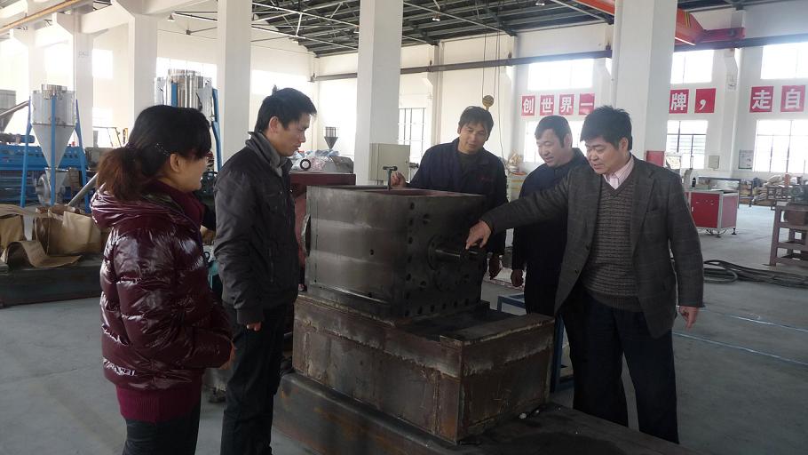 安博(中国)公司以“创建学习型党组织”为抓手,推动“企业科技创新”.jpg 安博(中国)公司以“创建学习型党组织”为抓手,推动“企业科技创新”.jpg